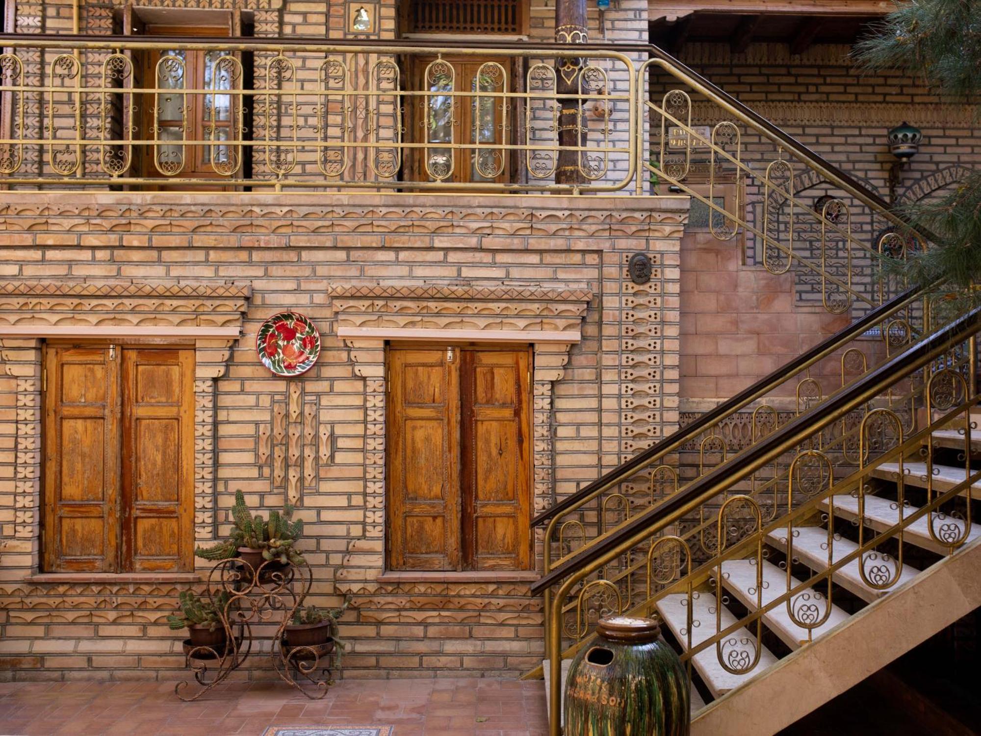 Sasha & Son Hotel Бухара Екстер'єр фото